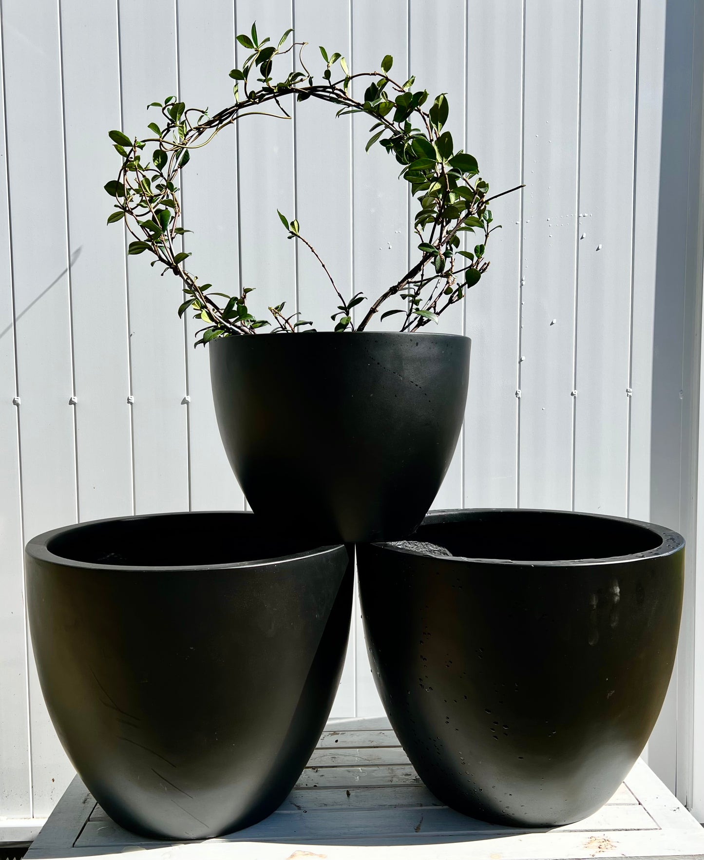 Fibrestone Black - Egg Pot (Small & Medium)